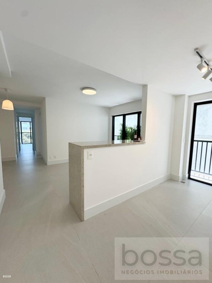 Apartamento à venda com 3 quartos, 82m² - Foto 5