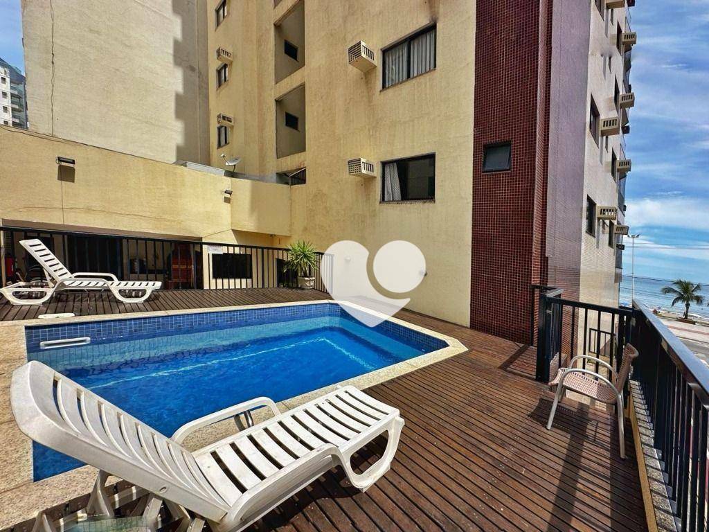 Apartamento à venda com 4 quartos, 239m² - Foto 1