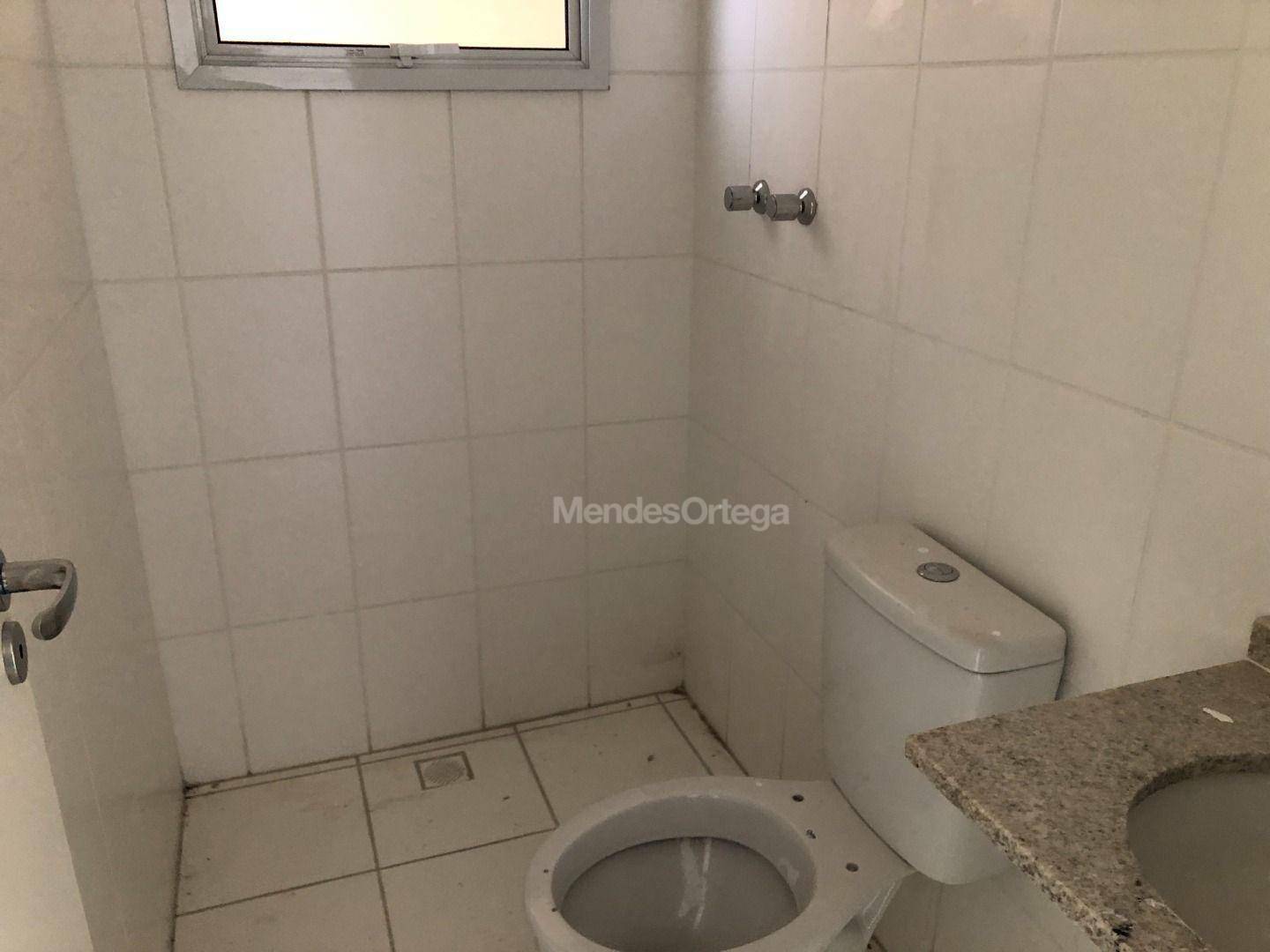 Apartamento à venda com 2 quartos, 41m² - Foto 4