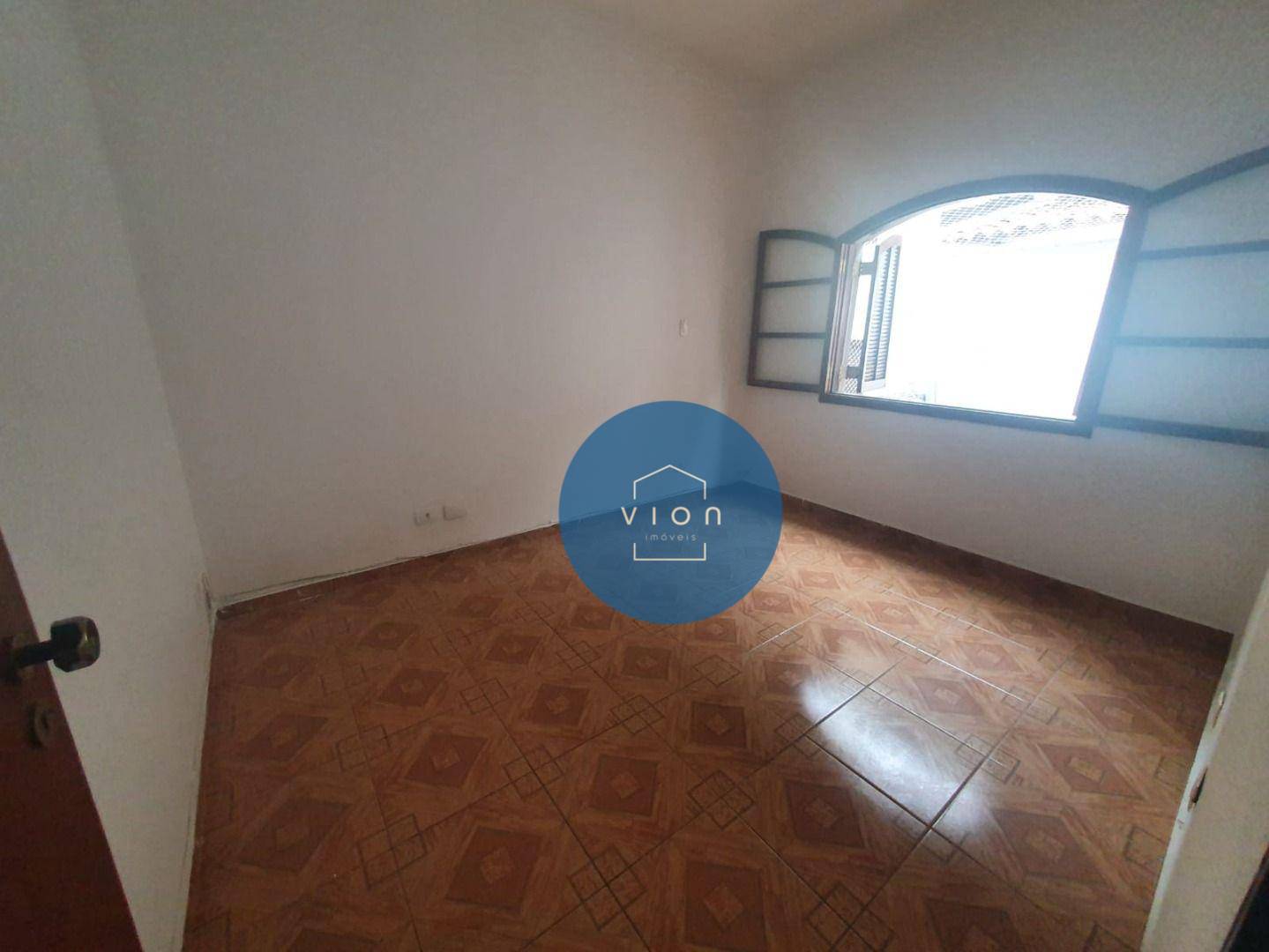 Casa à venda com 4 quartos, 180m² - Foto 25