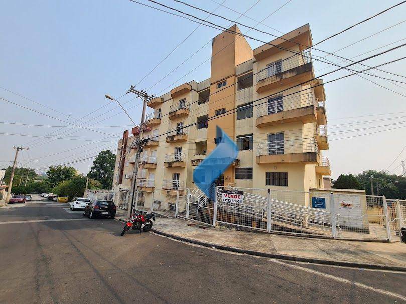 Apartamento à venda e aluguel com 2 quartos, 79m² - Foto 1