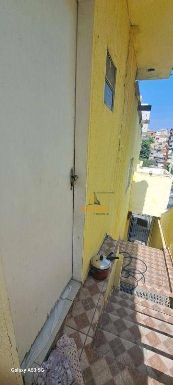 Sobrado à venda com 2 quartos, 160m² - Foto 3