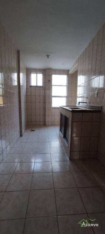 Apartamento à venda com 2 quartos, 57m² - Foto 18