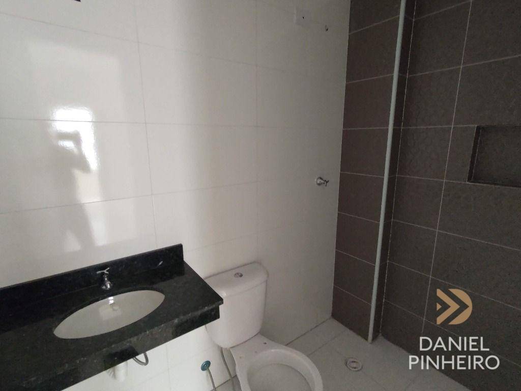 Apartamento à venda com 2 quartos, 64m² - Foto 14