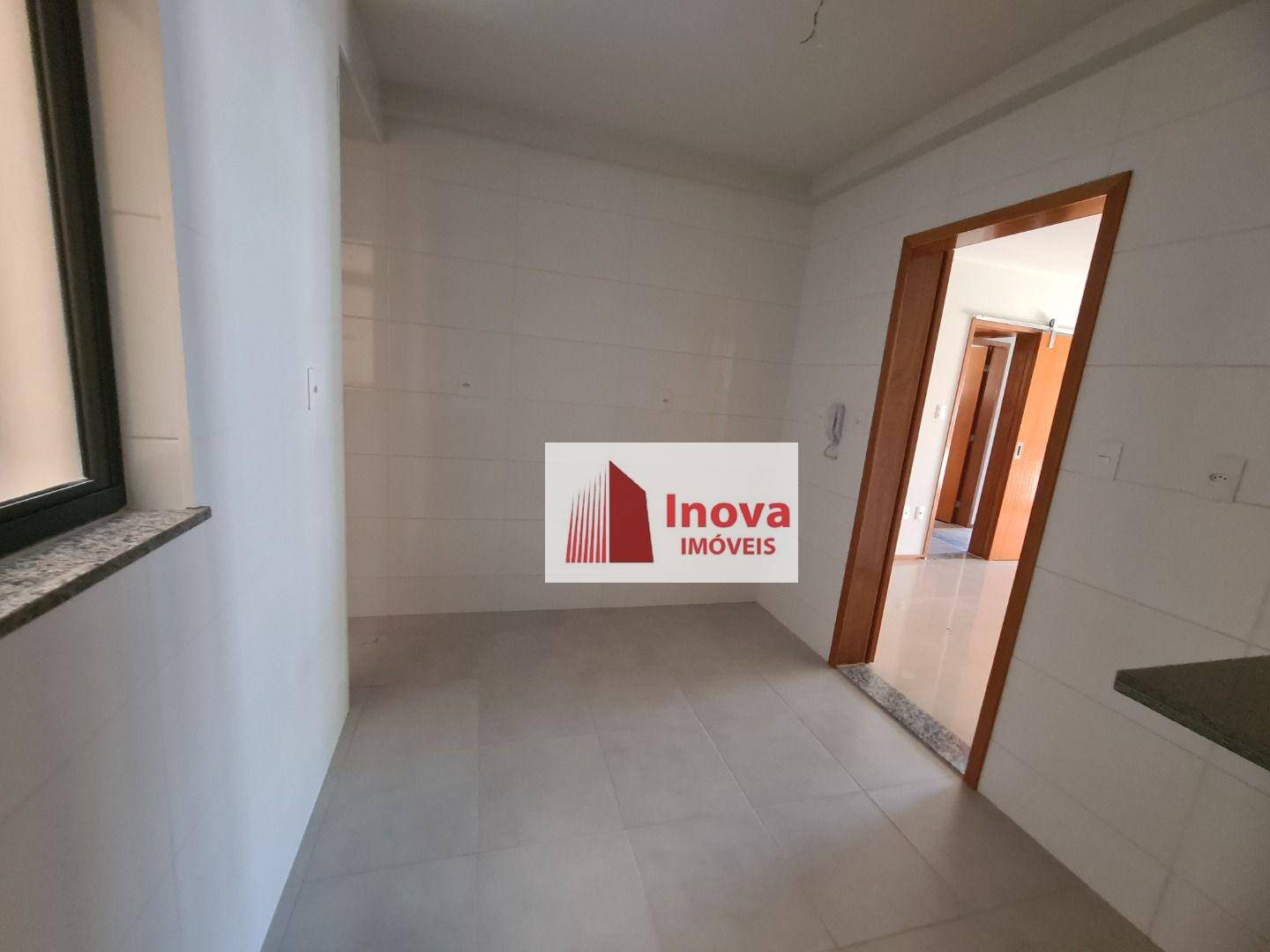 Apartamento à venda com 2 quartos, 70m² - Foto 21