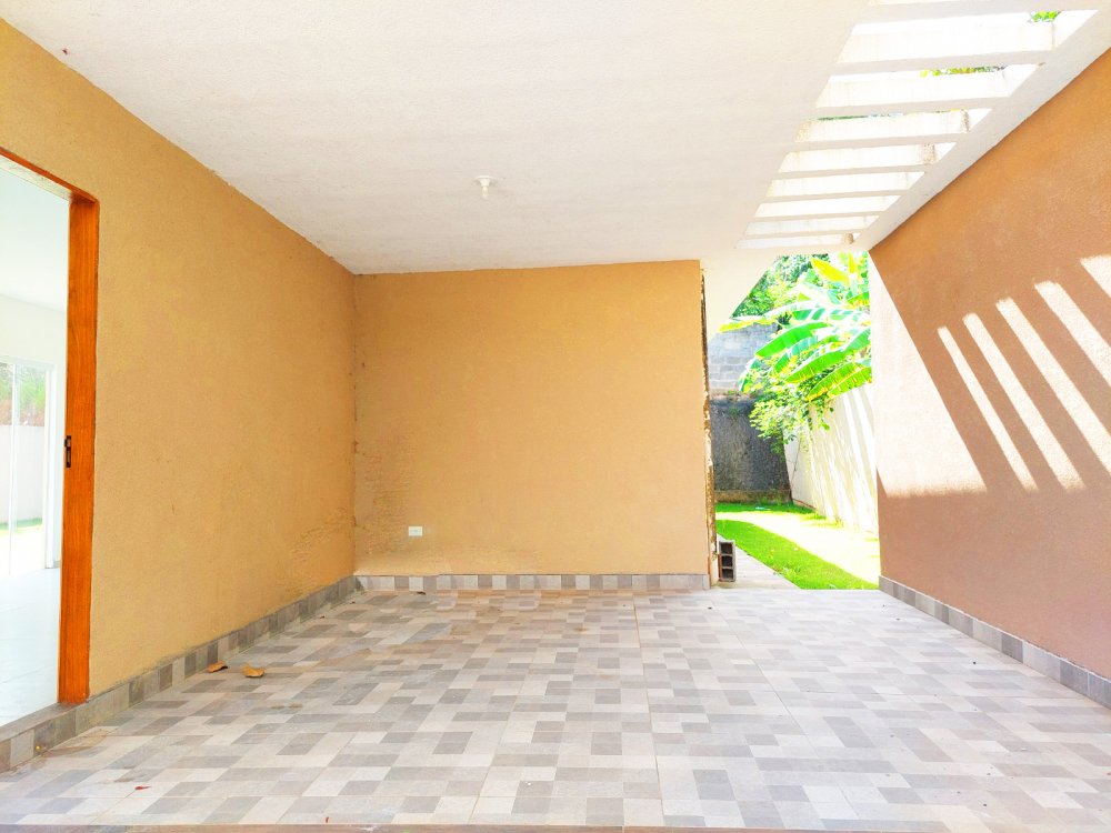 Fazenda à venda com 3 quartos, 550m² - Foto 4