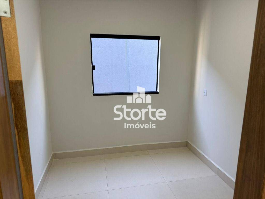 Casa à venda com 3 quartos, 104m² - Foto 11