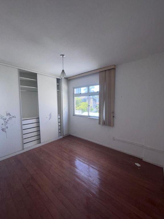 Apartamento à venda com 3 quartos, 120m² - Foto 13