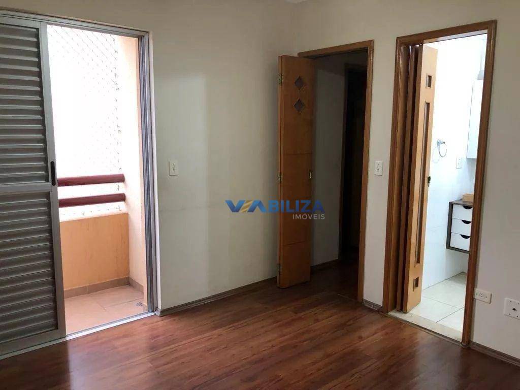 Apartamento à venda com 3 quartos, 76m² - Foto 3