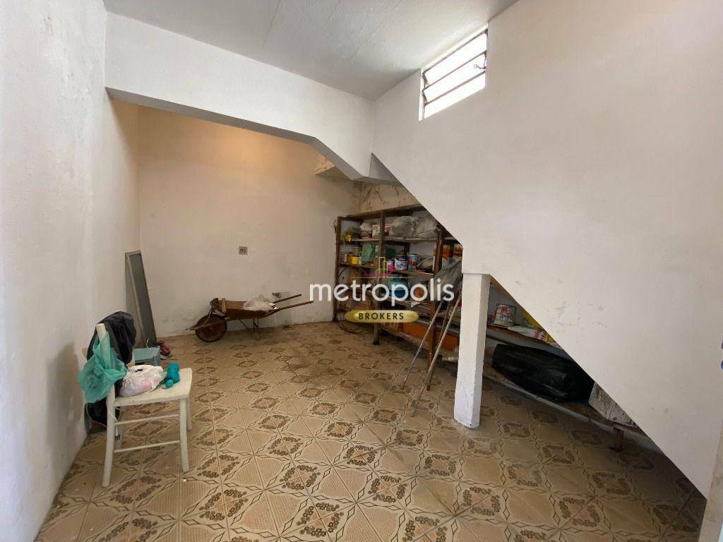 Casa à venda com 3 quartos, 243m² - Foto 3