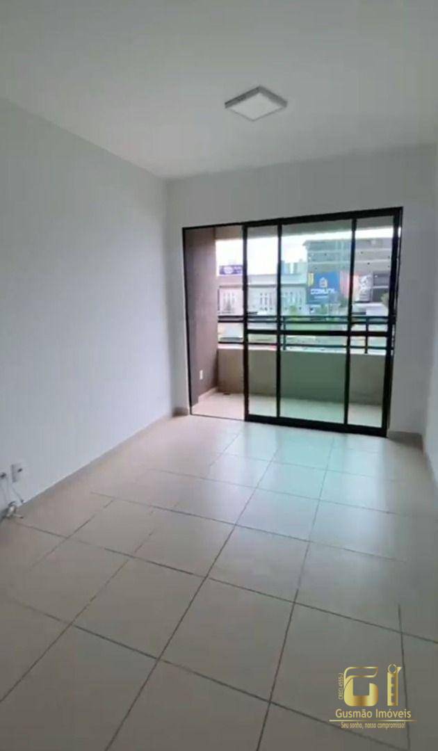 Apartamento à venda com 3 quartos, 67m² - Foto 13