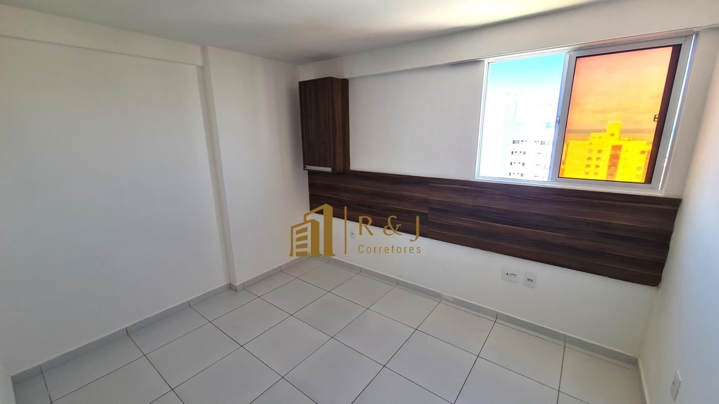 Apartamento à venda com 4 quartos, 154m² - Foto 4