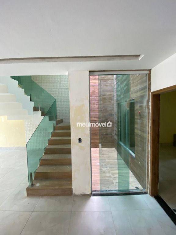 Casa à venda com 4 quartos, 236m² - Foto 12