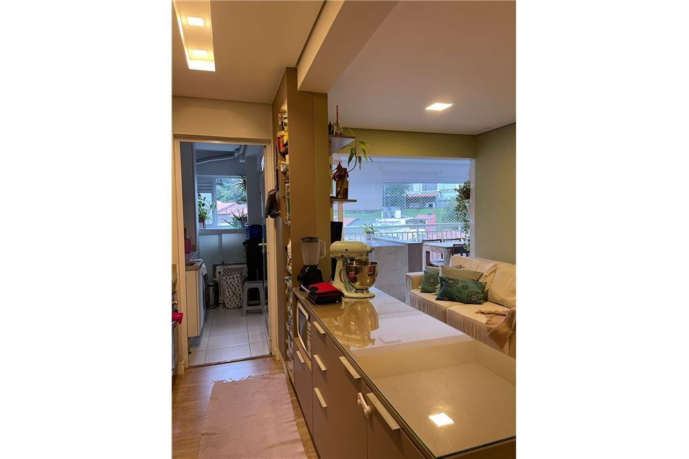 Apartamento à venda com 2 quartos, 71m² - Foto 4