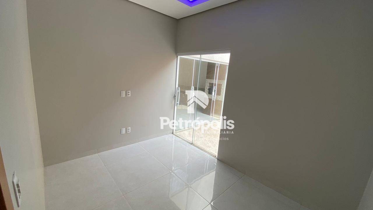 Casa à venda com 3 quartos, 182m² - Foto 8