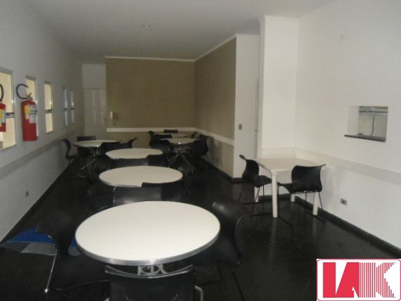 Apartamento para alugar com 2 quartos, 78m² - Foto 6