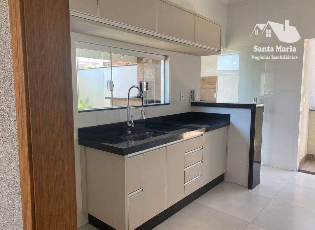Casa à venda com 3 quartos, 130m² - Foto 4