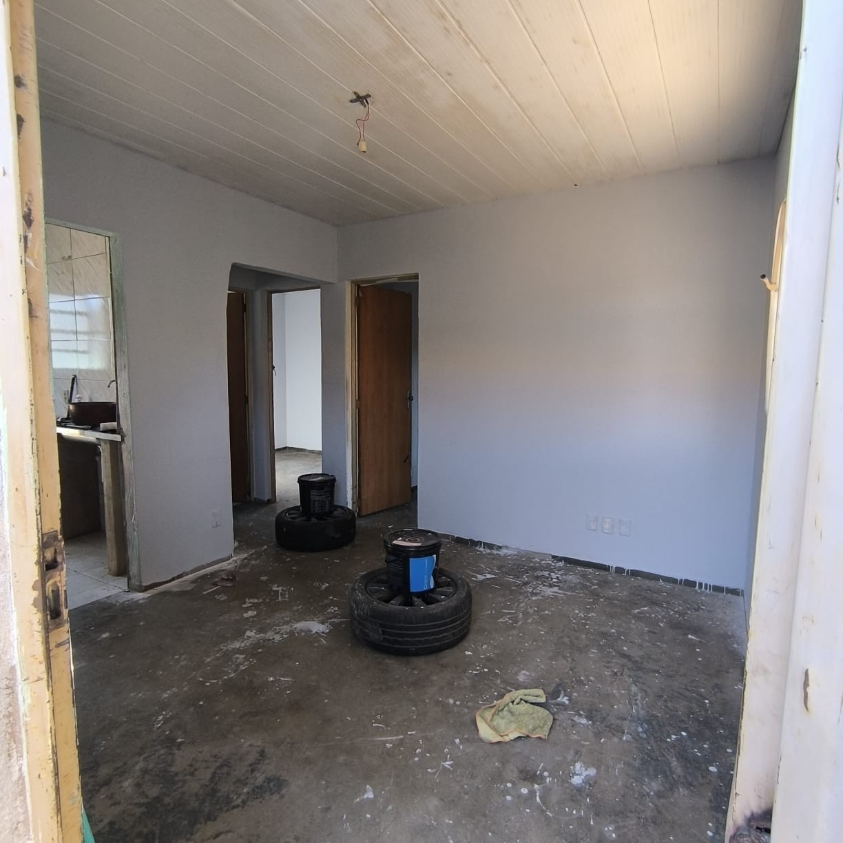 Casa à venda com 2 quartos, 200m² - Foto 4