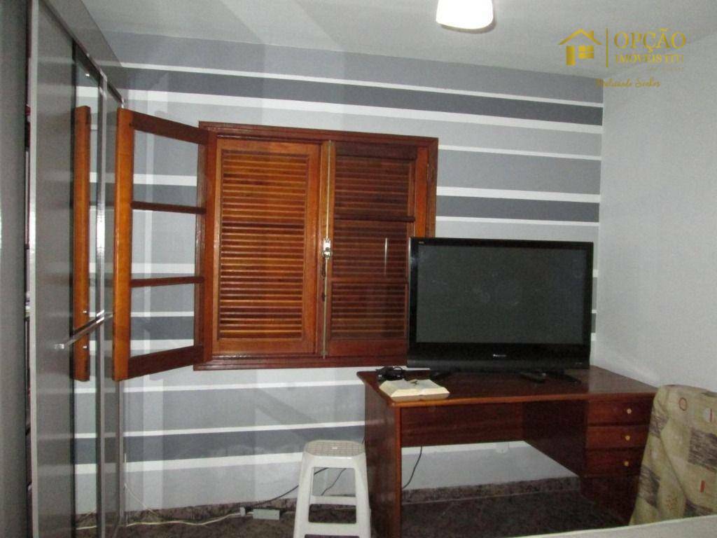 Casa à venda com 3 quartos, 260m² - Foto 15