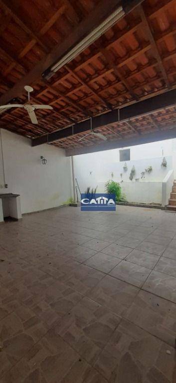 Casa à venda com 4 quartos, 100m² - Foto 32