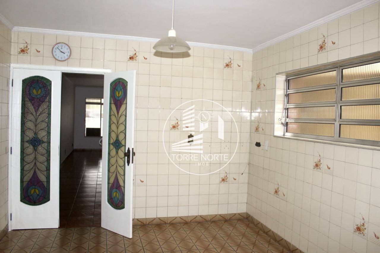 Sobrado à venda com 3 quartos, 208m² - Foto 35