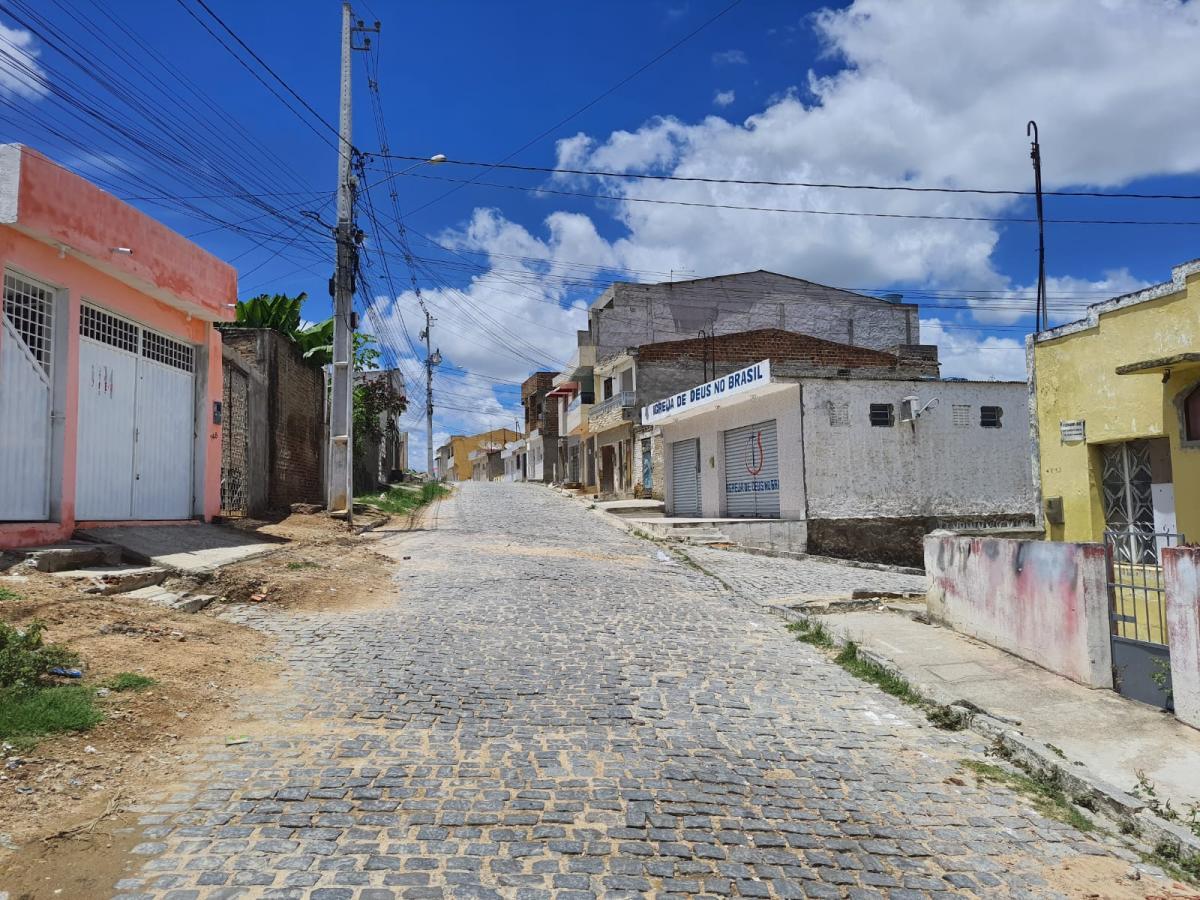 Casa para alugar com 2 quartos, 100m² - Foto 13