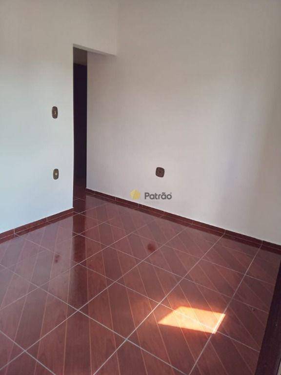 Apartamento à venda com 3 quartos, 97m² - Foto 10