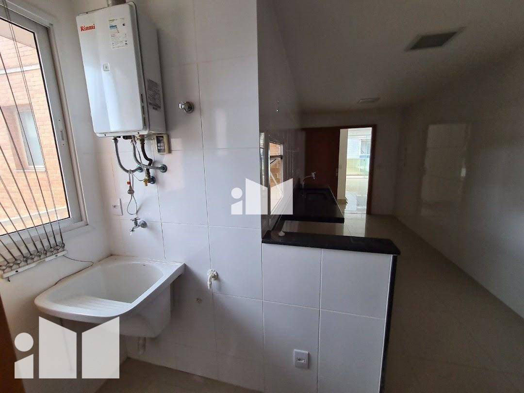 Apartamento à venda com 4 quartos, 141m² - Foto 19