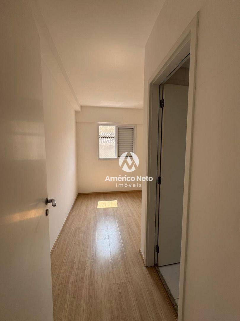 Apartamento à venda com 2 quartos, 67m² - Foto 9