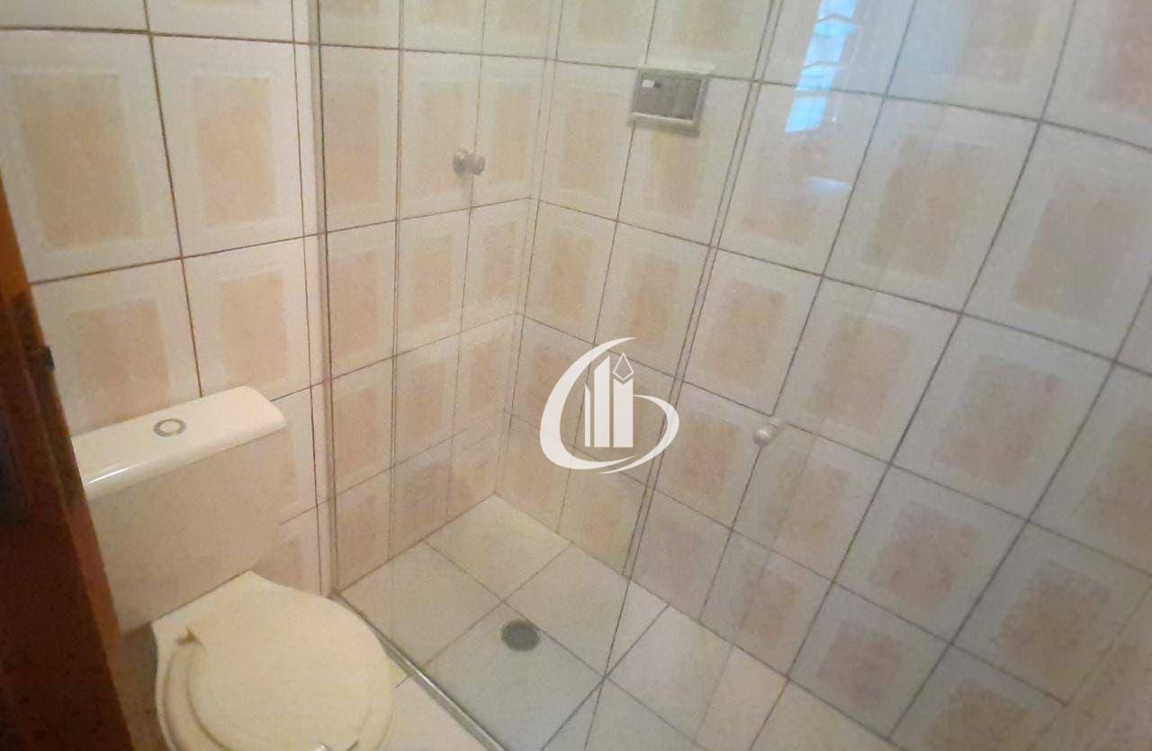 Sobrado à venda com 5 quartos, 150m² - Foto 10