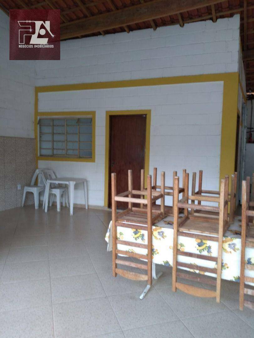 Chácara à venda com 3 quartos, 230m² - Foto 9