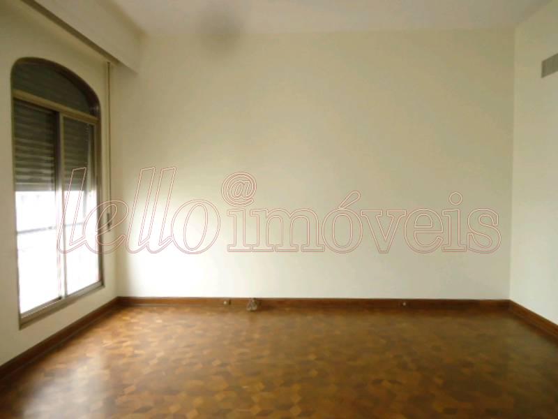 Apartamento para alugar com 3 quartos, 380m² - Foto 16