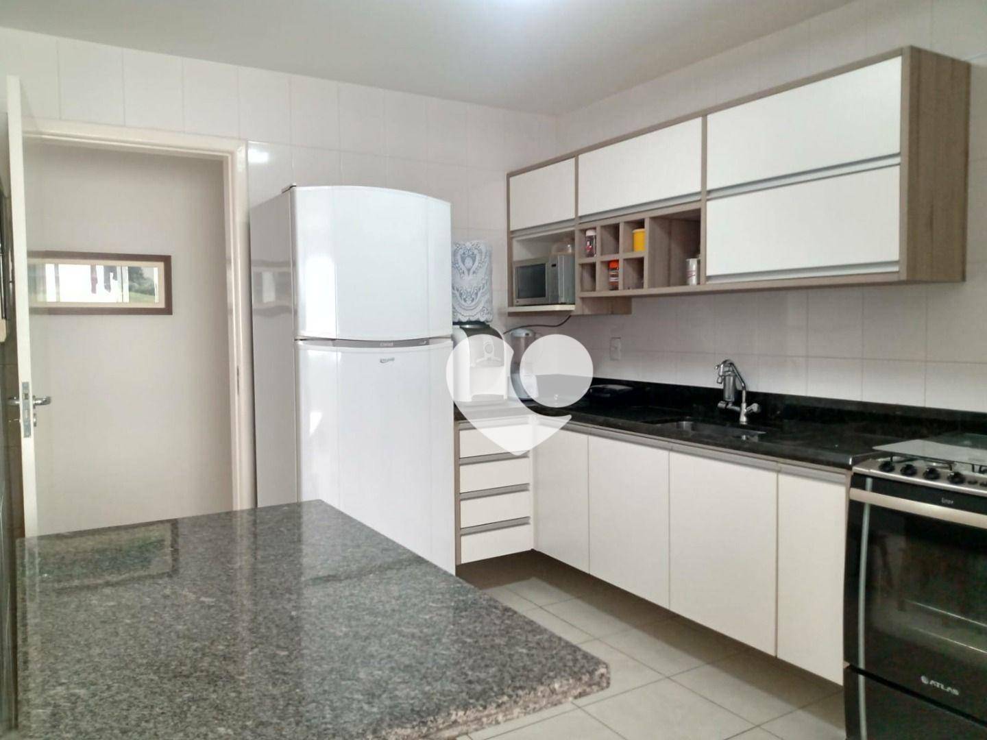 Apartamento à venda com 3 quartos, 108m² - Foto 10