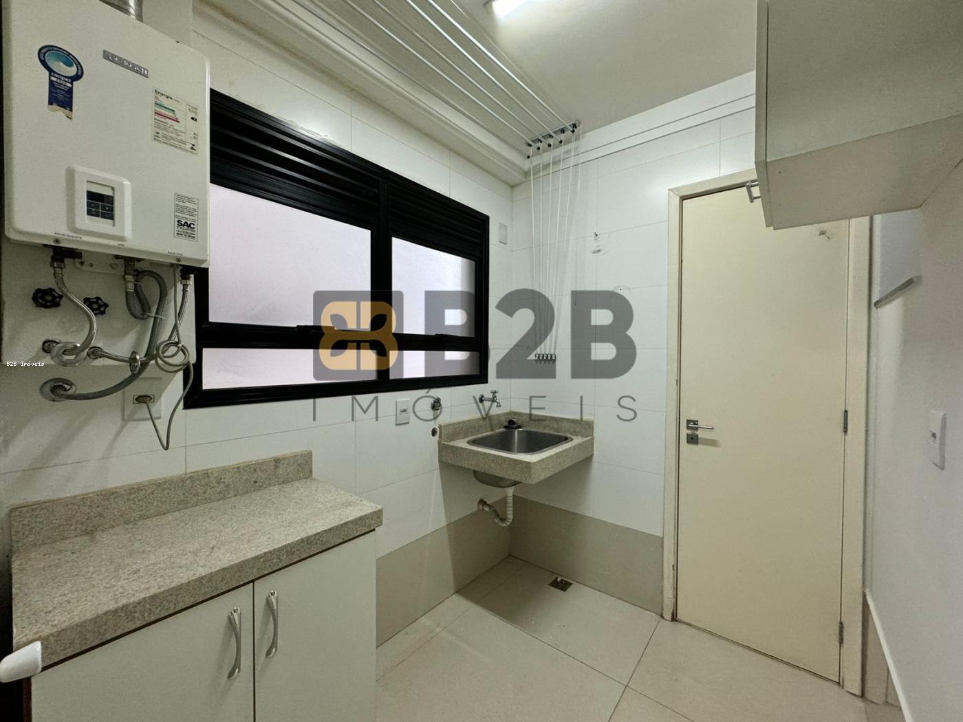 Apartamento à venda com 3 quartos, 107m² - Foto 9