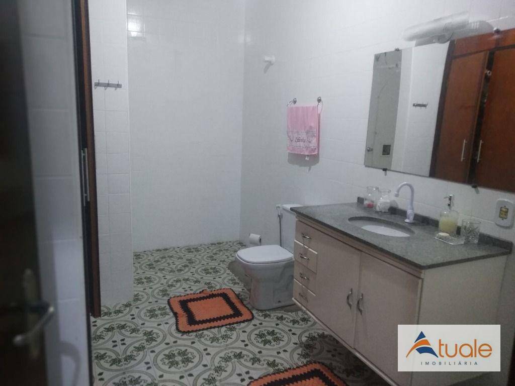 Casa à venda com 3 quartos, 240m² - Foto 16