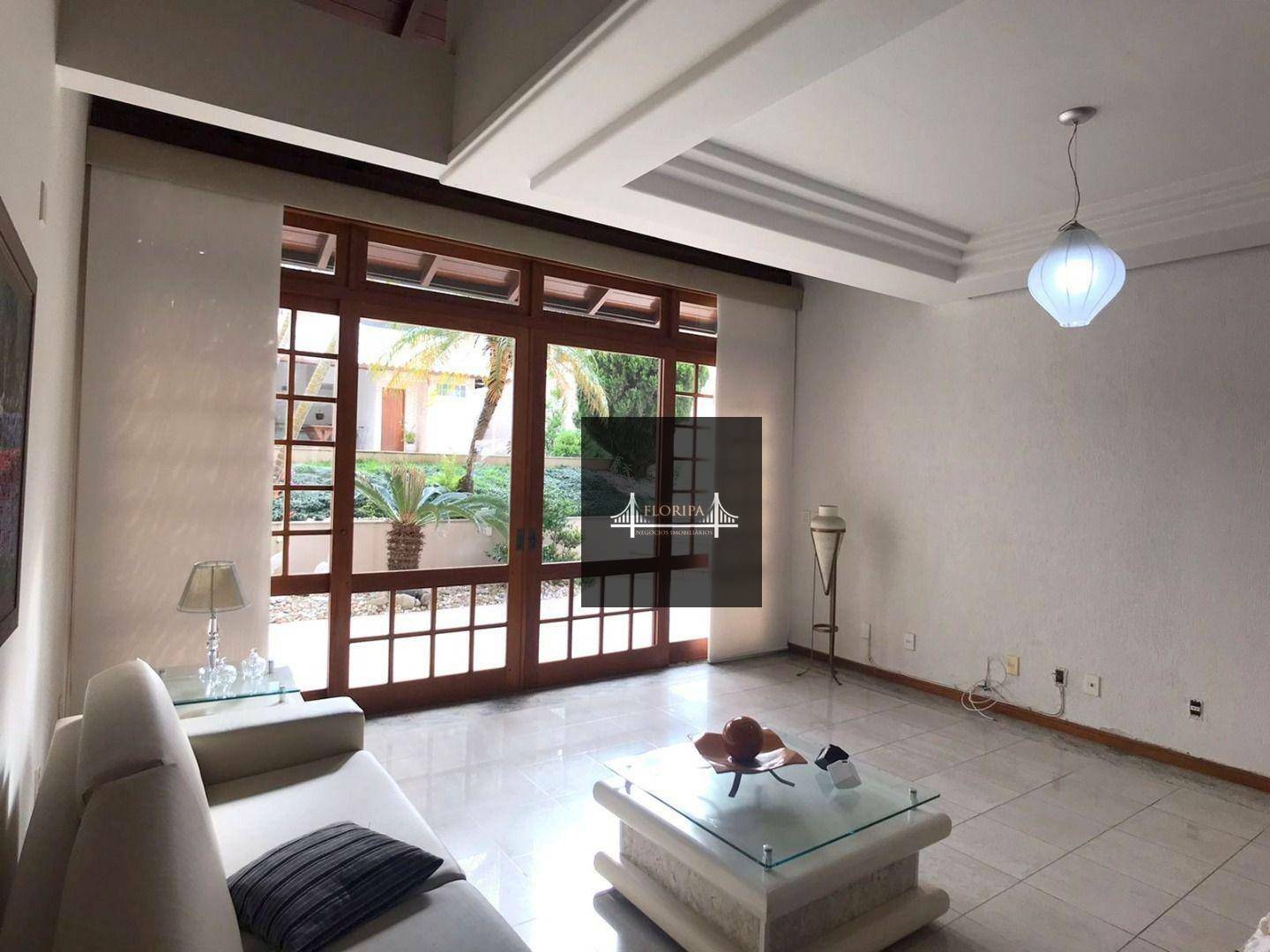 Casa à venda com 4 quartos, 325m² - Foto 11