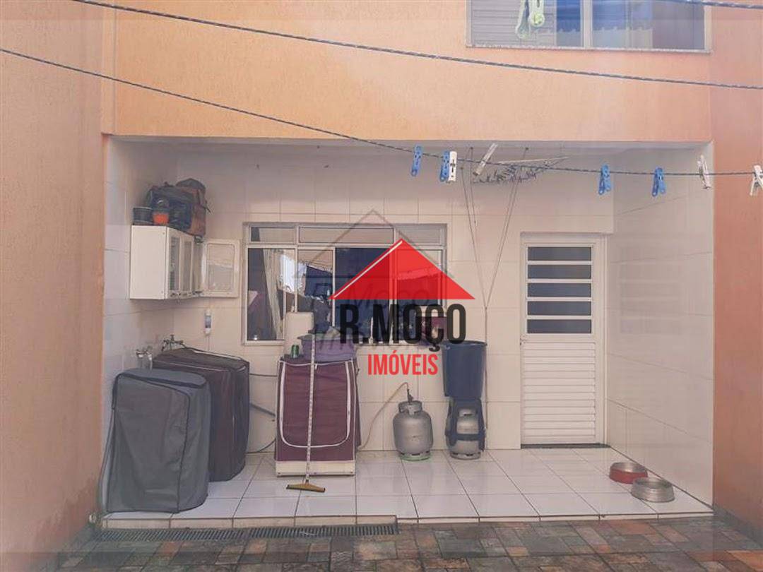 Sobrado à venda com 5 quartos, 240m² - Foto 10