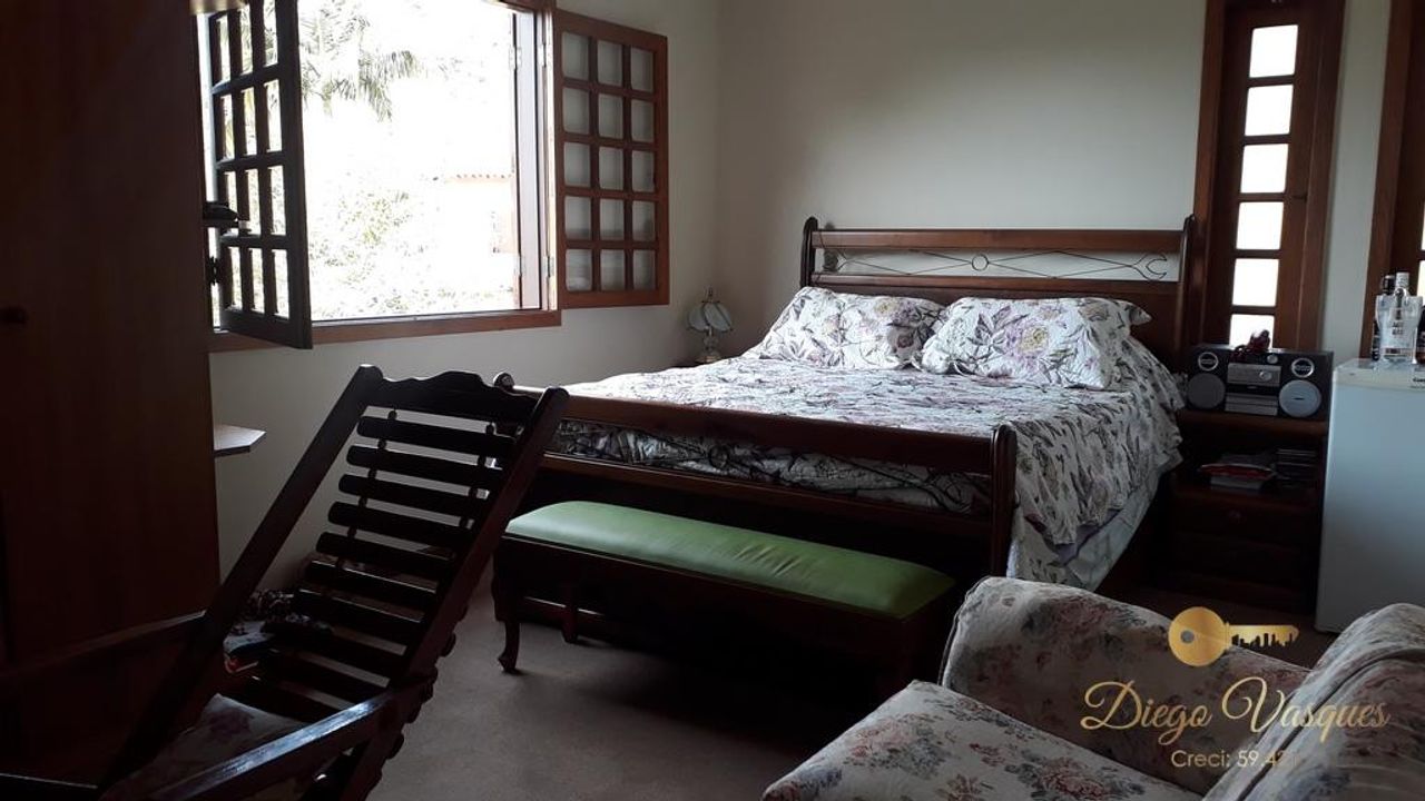 Casa de Condomínio à venda com 3 quartos, 220m² - Foto 14