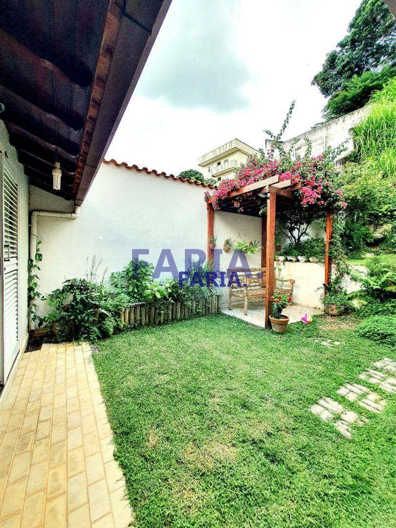 Casa à venda com 3 quartos, 200m² - Foto 17