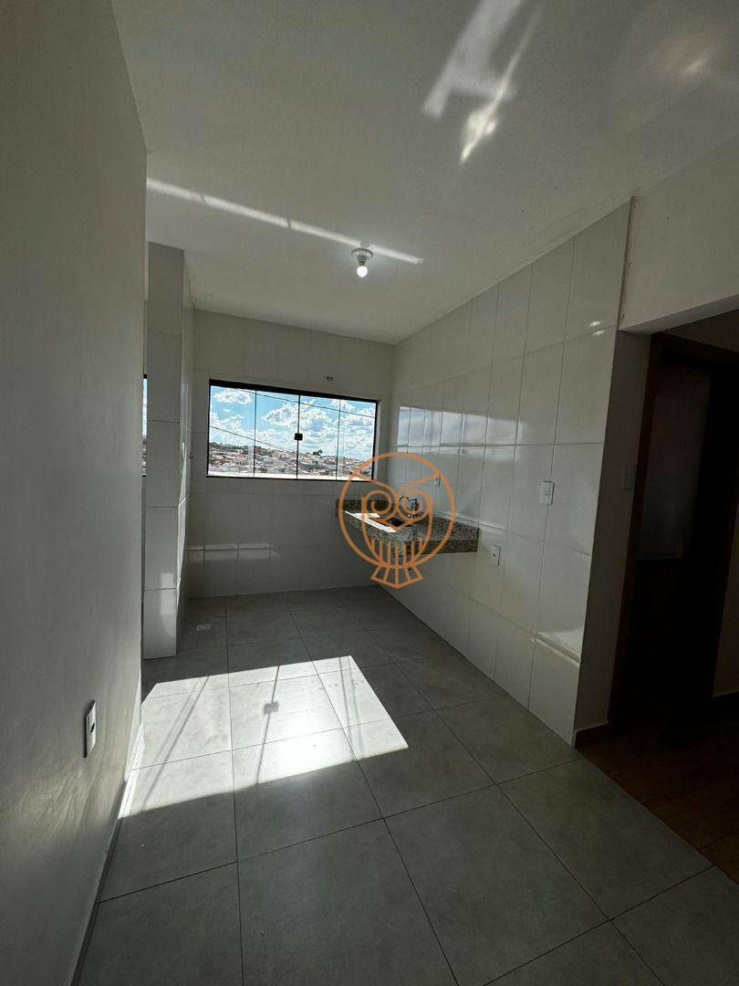 Apartamento à venda com 2 quartos, 111m² - Foto 4