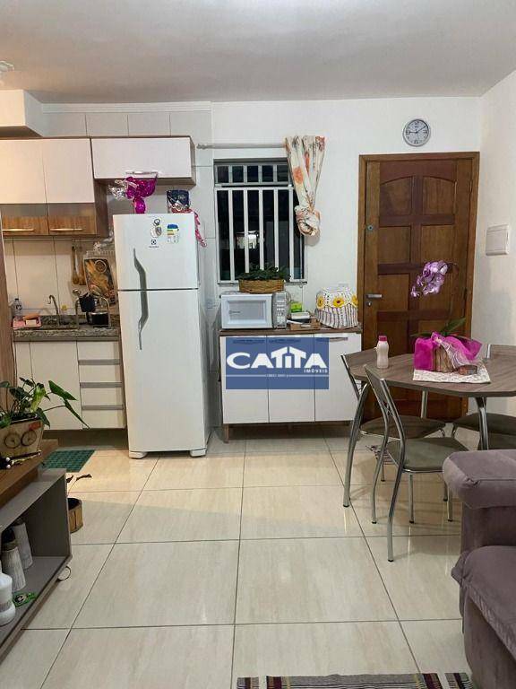 Apartamento à venda com 2 quartos, 43m² - Foto 3