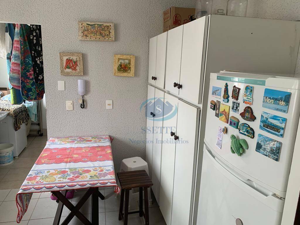 Apartamento à venda com 3 quartos, 192m² - Foto 8