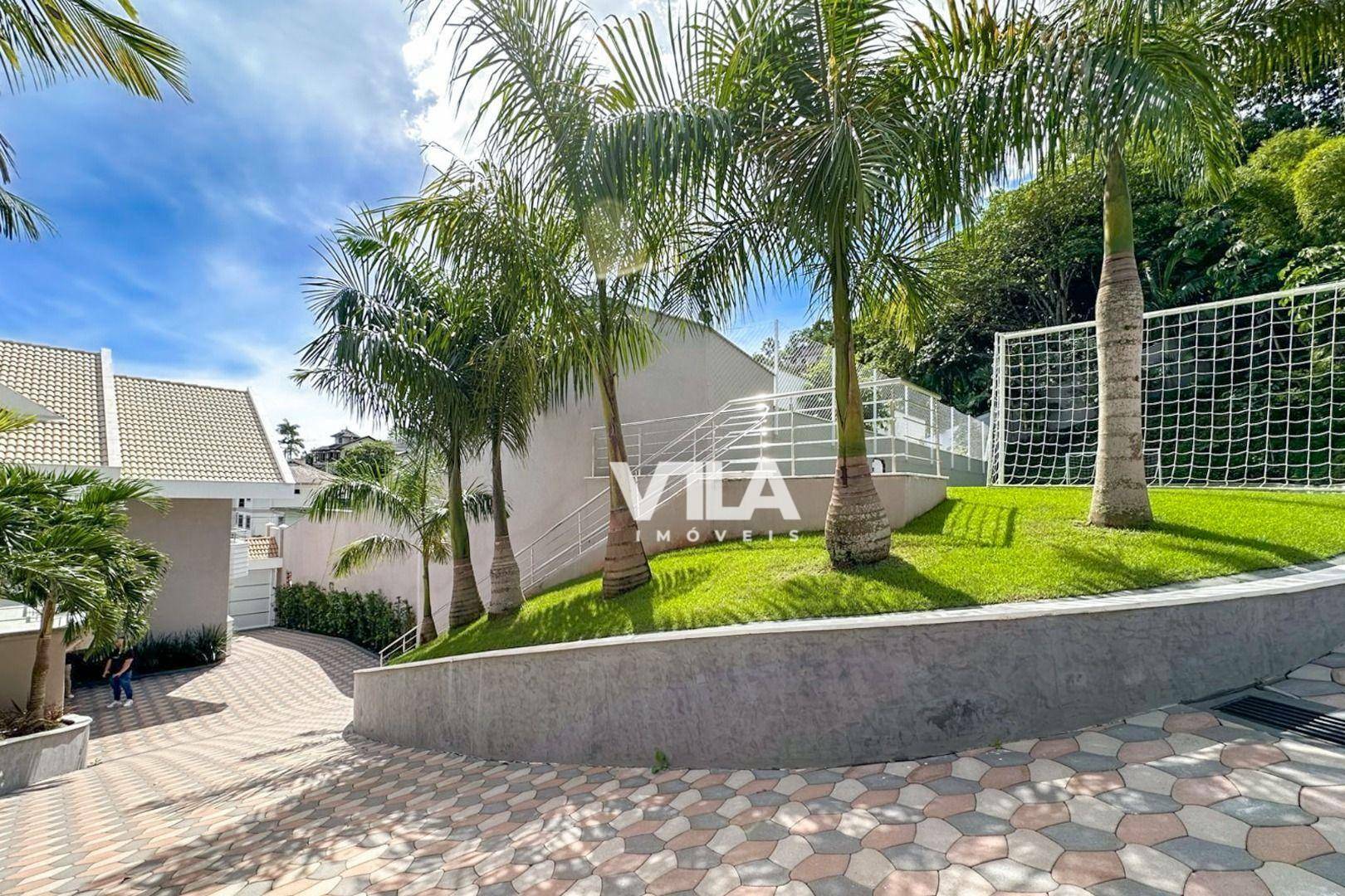 Casa à venda com 3 quartos, 350m² - Foto 8