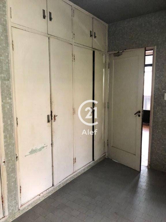 Casa para alugar com 6 quartos, 400m² - Foto 18