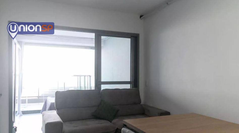 Apartamento à venda com 1 quarto, 41m² - Foto 2