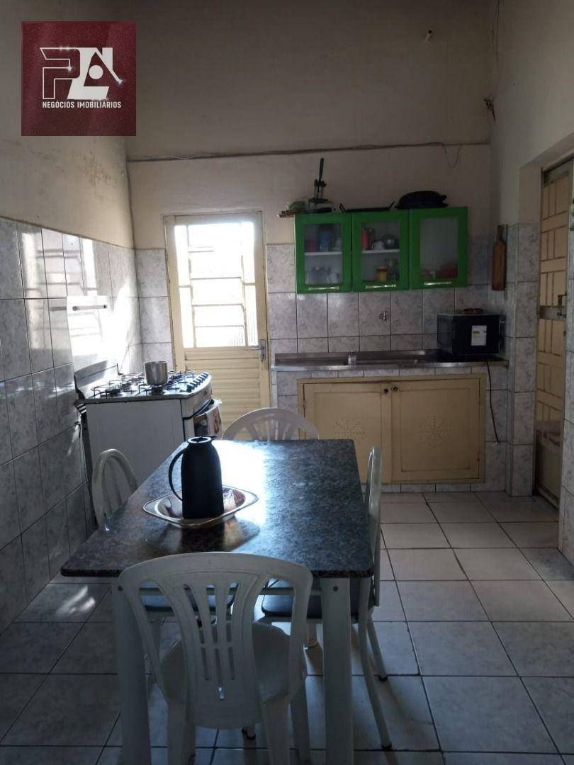 Casa à venda com 3 quartos, 250m² - Foto 23