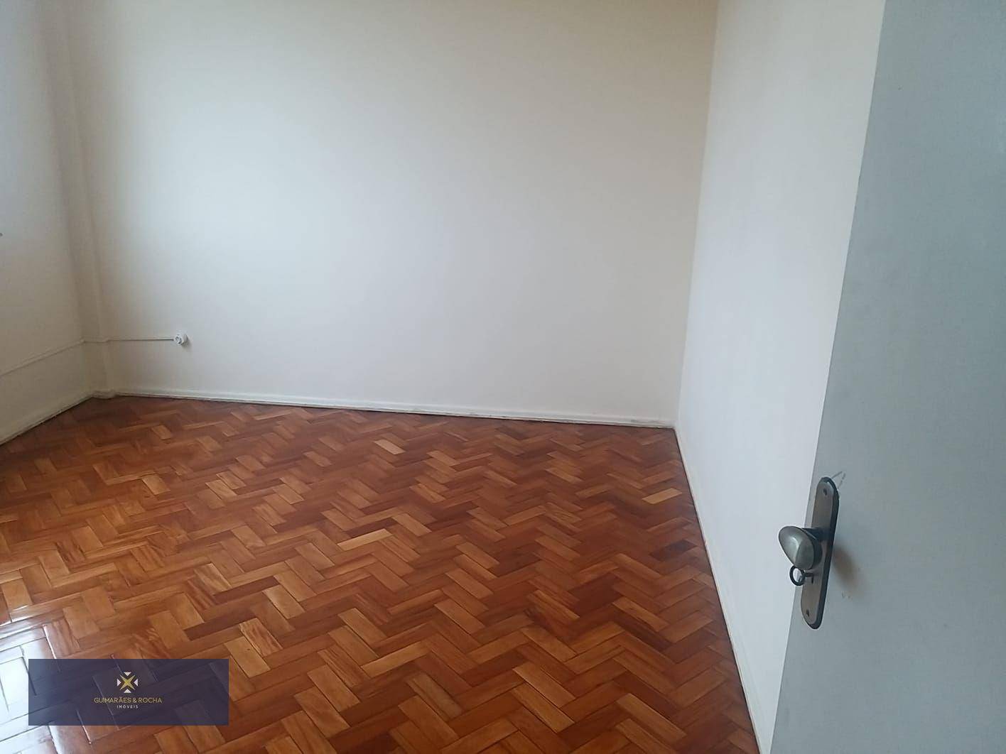 Apartamento para alugar com 3 quartos, 120m² - Foto 10