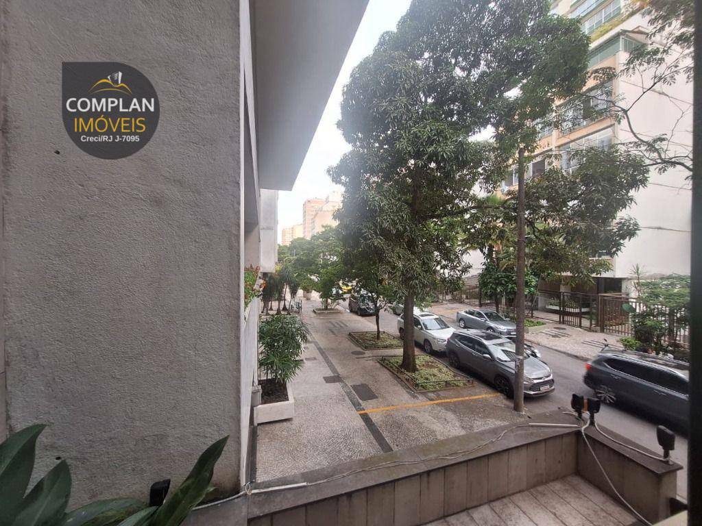 Apartamento à venda e aluguel com 3 quartos, 179m² - Foto 4