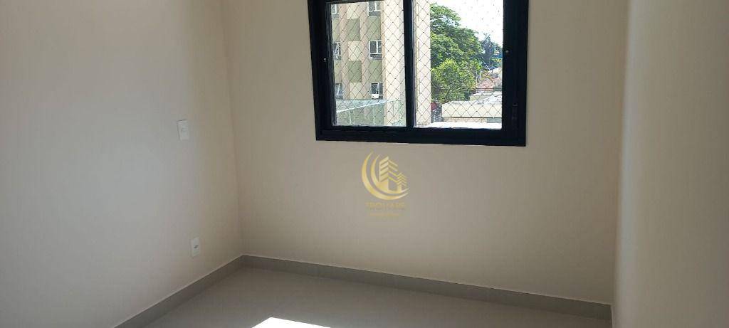 Apartamento para alugar com 2 quartos, 70m² - Foto 4