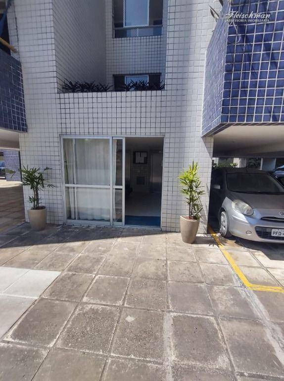 Apartamento para alugar com 2 quartos, 75m² - Foto 2